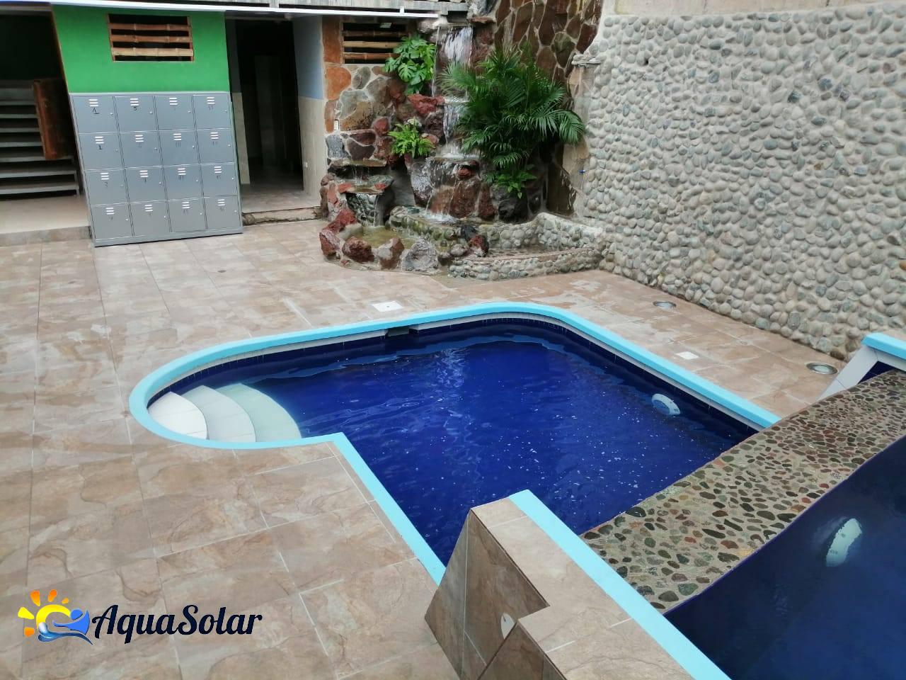 Tanques acumuladores de agua caliente para sistemas industriales - Aqua Solar